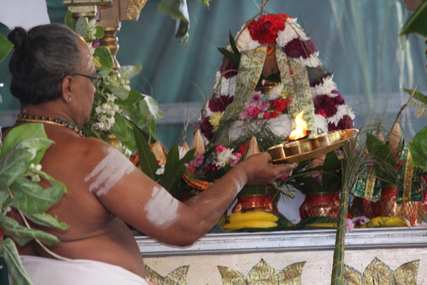 GANESHA CHATURTHI 2016 AU TEMPLE SIVA SOUPRAMANIEN DE ST-BENOÎT 