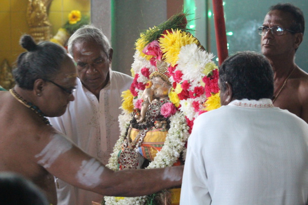 GANESHA CHATURTHI 2016 AU TEMPLE SIVA SOUPRAMANIEN DE ST-BENOÎT 