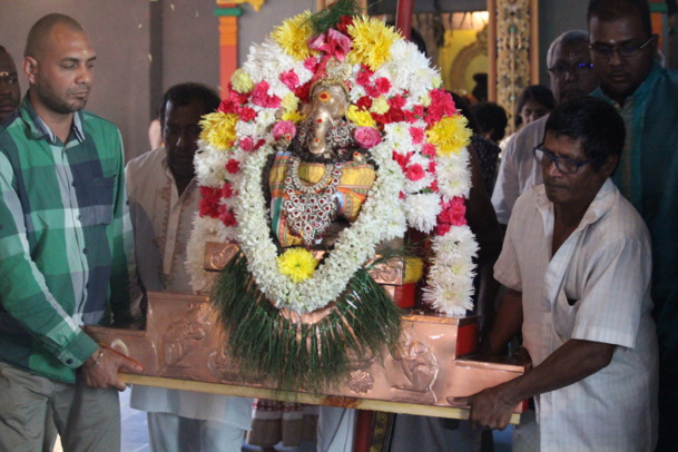 GANESHA CHATURTHI 2016 AU TEMPLE SIVA SOUPRAMANIEN DE ST-BENOÎT 