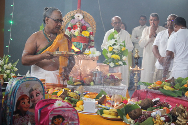 GANESHA CHATURTHI 2016 AU TEMPLE SIVA SOUPRAMANIEN DE ST-BENOÎT 