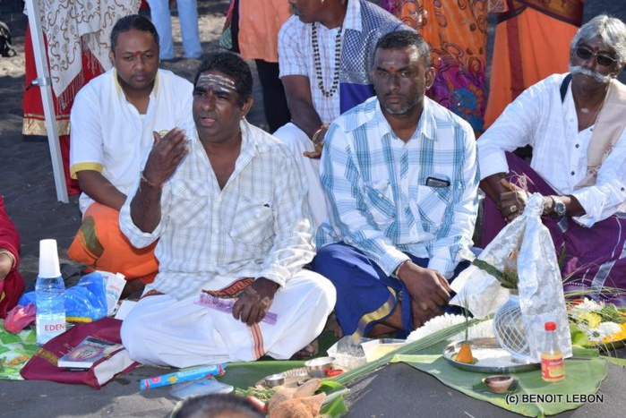 MAHALAYA AMAVÂSAÏ SE PERPÉTUE CHAQUE ANNÉE À SAINT-PAUL 