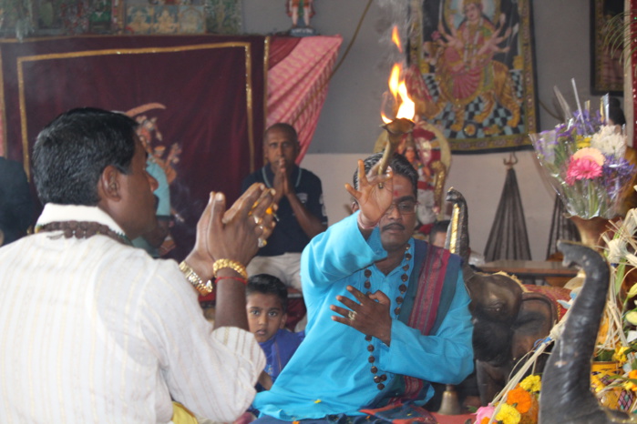 FÊTE PEROUMAL AU TEMPLE PANDIALÉ PRIMAT DE SAINT-DENIS 