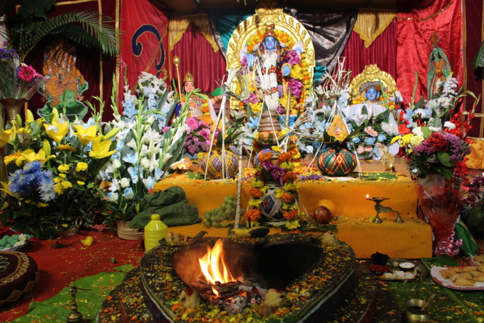 FÊTE PEROUMAL AU TEMPLE PANDIALÉ PRIMAT DE SAINT-DENIS 