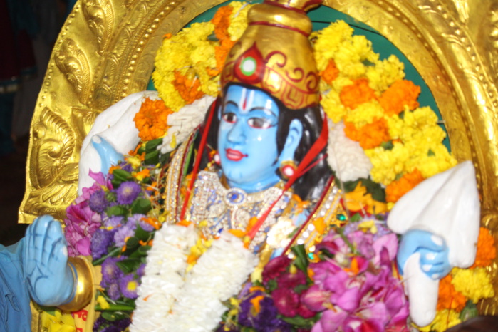 FÊTE PEROUMAL AU TEMPLE PANDIALÉ PRIMAT DE SAINT-DENIS 