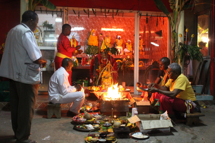 FÊTE KÂLI 2016 AU TEMPLE FAMILIAL VAÏTY 