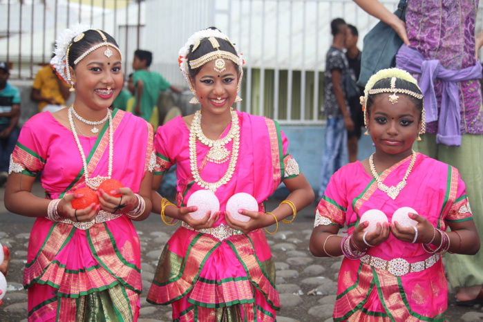 DIPAVALI 2016 À SAINT-ANDRÉ : PLUS DE 30 000 PERSONNES DIPAVALI 2016 À SAINT-ANDRÉ : PLUS DE 30 000 PERSONNES