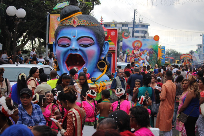DIPAVALI 2016 À SAINT-ANDRÉ : PLUS DE 30 000 PERSONNES DIPAVALI 2016 À SAINT-ANDRÉ : PLUS DE 30 000 PERSONNES