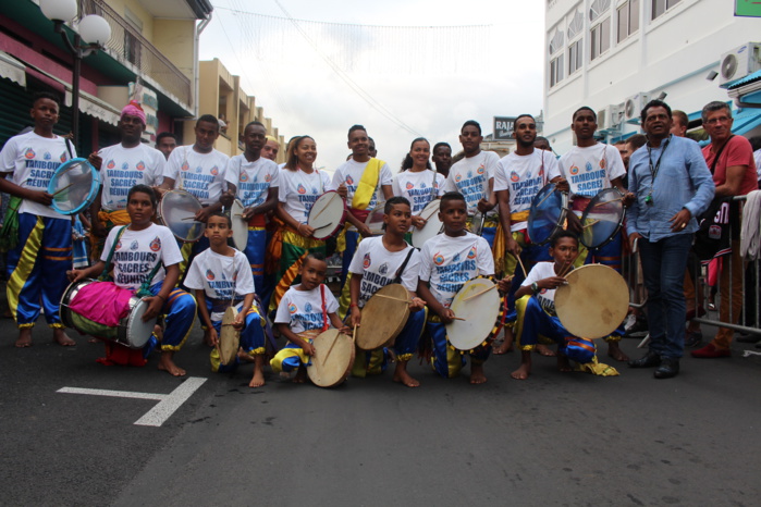 DIPAVALI 2016 À SAINT-ANDRÉ : PLUS DE 30 000 PERSONNES DIPAVALI 2016 À SAINT-ANDRÉ : PLUS DE 30 000 PERSONNES