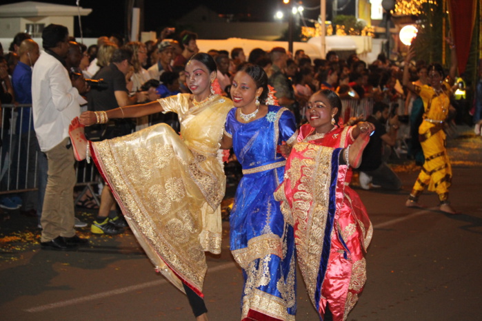 DIPAVALI 2016 À SAINT-ANDRÉ : PLUS DE 30 000 PERSONNES DIPAVALI 2016 À SAINT-ANDRÉ : PLUS DE 30 000 PERSONNES