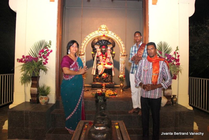 CÉLÉBRATION DU DIPAVALI 2016 À L'ASHRAM DU PORT CÉLÉBRATION DU DIPAVALI 2016 À L'ASHRAM DU PORT