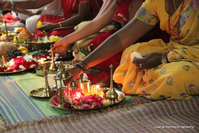 CÉLÉBRATION DU DIPAVALI 2016 À L'ASHRAM DU PORT