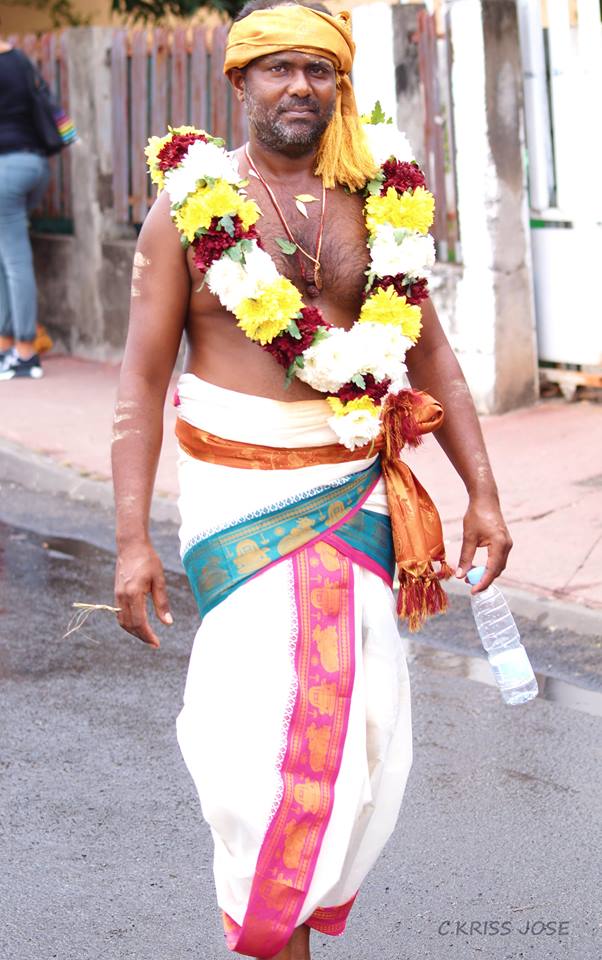 THAIPUSAM CAVADEE 2017 : AU TEMPLE SIVA CHANMOUGA NAADA DE SAINT-LOUIS  