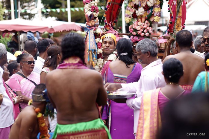 THAIPUSAM CAVADEE 2017 : AU TEMPLE SIVA CHANMOUGA NAADA DE SAINT-LOUIS  