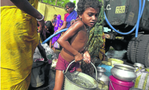 Pourquoi devons-nous garder un seau d'eau à l'entrée de la maison ? Pourquoi devons-nous garder un seau d'eau à l'entrée de la maison ?