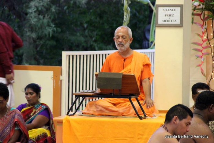 4ÈME OUTCHVAM DE LA MAHA SIVARATRI 2017 À L'ASHRAM DU PORT