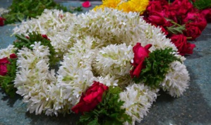 pourquoi les fleurs sont-elles offertes à Dieu ? pourquoi les fleurs sont-elles offertes à Dieu ?