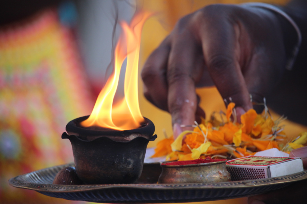 FÊTE MARIAMMAN AU TEMPLE PANDIALE PRIMAT 2017