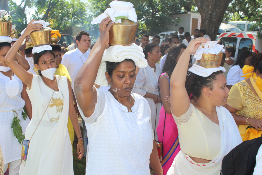 FÊTE MARIAMMAN AU TEMPLE PANDIALE PRIMAT 2017