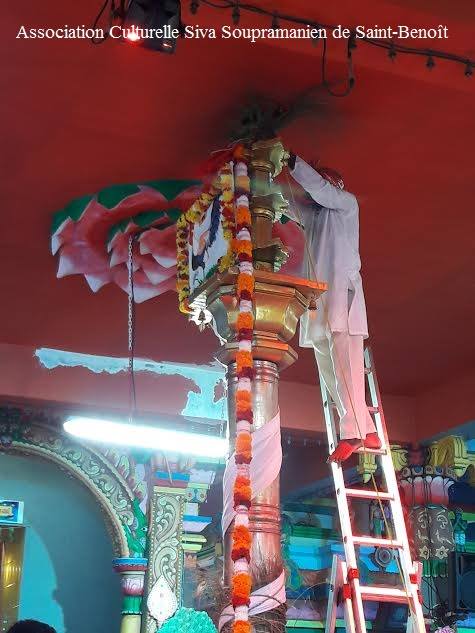 DÉBUT DU CAVADEE AU TEMPLE SIVA SOUPRAMANIEN DE ST-BENOÎT 