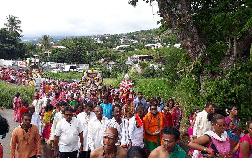 VAIKASI VISAKAM KÂVADI AU TEMPLE DE SAINT-PAUL 2017