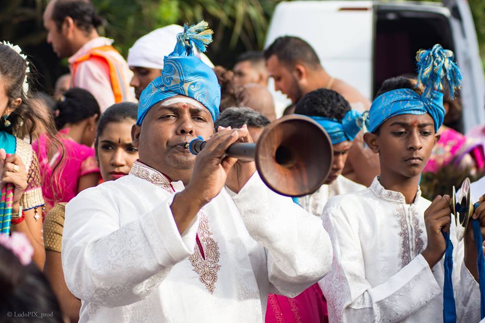 VAÏKASI VISAKAM KÂVADI 2017 AU TEMPLE SIVA SOUPRAMANIEN DE ST-BENOÎT 