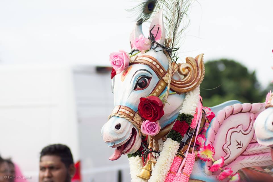 VAÏKASI VISAKAM KÂVADI 2017 AU TEMPLE SIVA SOUPRAMANIEN DE ST-BENOÎT 