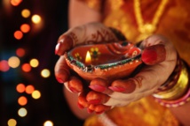 LE PORTAIL N°1 DE L'HINDOUISME À LA L'ÎLE DE LA RÉUNION LE PORTAIL N°1 DE L'HINDOUISME À LA L'ÎLE DE LA RÉUNION