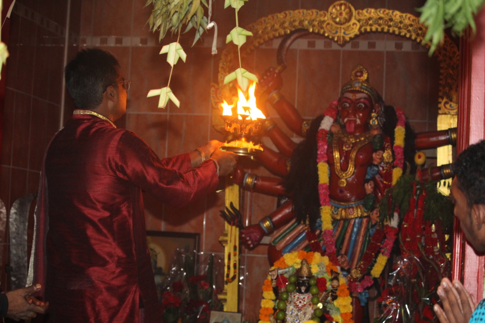 FÊTE KÂLI 2017 AU TEMPLE PANDIALE PRIMAT DE ST-DENIS