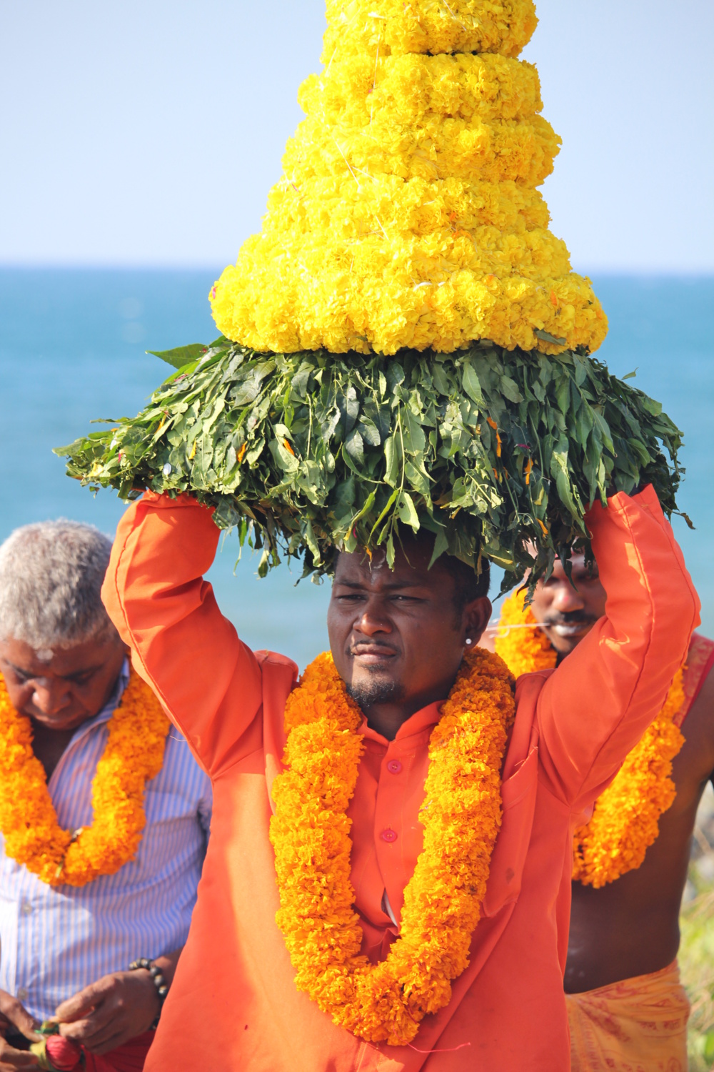 MARCHE SUR LE FEU AU TEMPLE FAMILIAL VAÏTY 2017