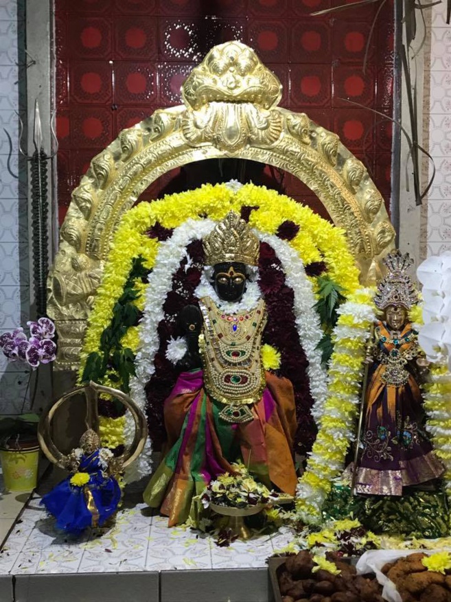 NAVARATRI : 1ER OUTCHAVAL AU TEMPLE KARLY DERRIÈRE BAZAR ST-PIERRE
