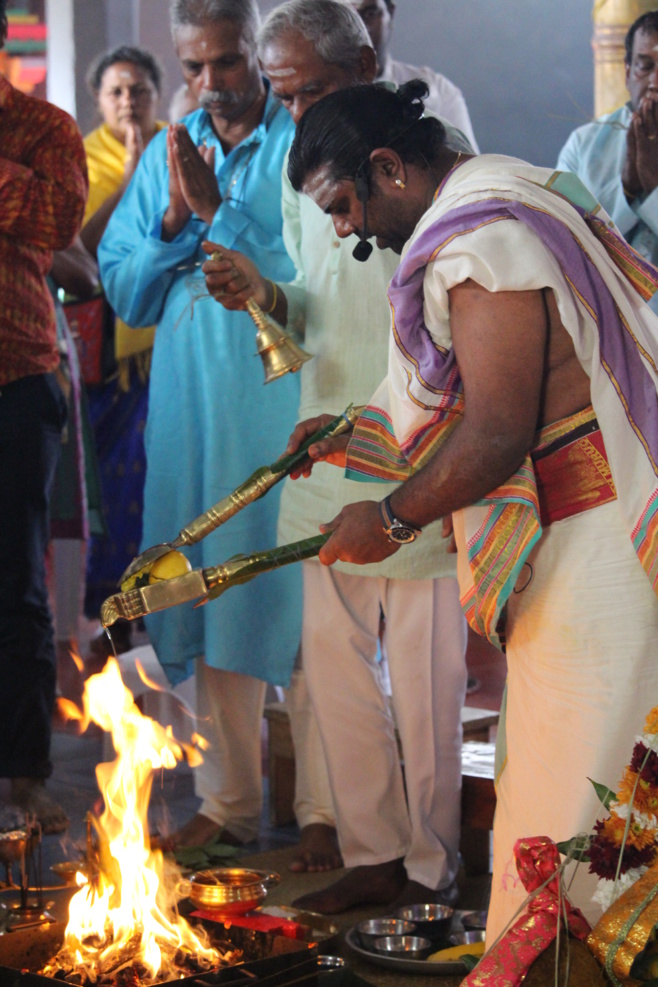 1ER FÊTE GÔVINDEN AU TEMPLE SIVA SOUPRAMANIEN DE ST-BENOÎT 