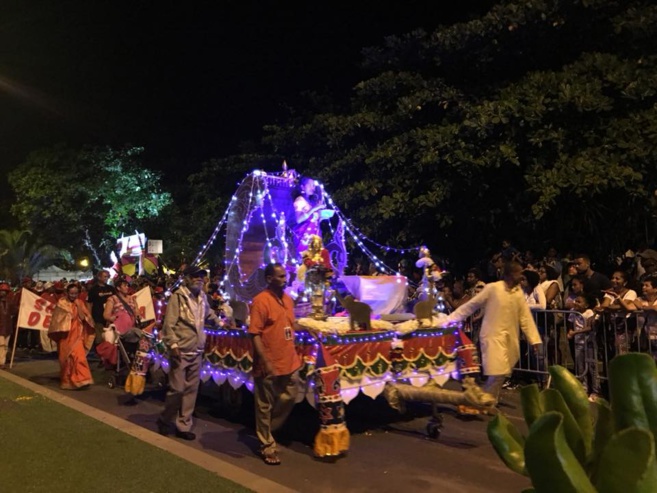 DÉFILÉ DU DIPAVALI 2017 À SAINT-PIERRE