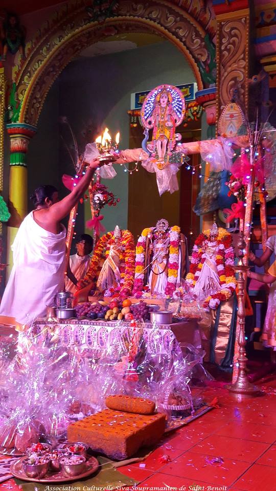 MURUGA TIRUKÂLYANAM AU TEMPLE SIVA SOUPRAMANIEN DE ST-BENOÎT 
