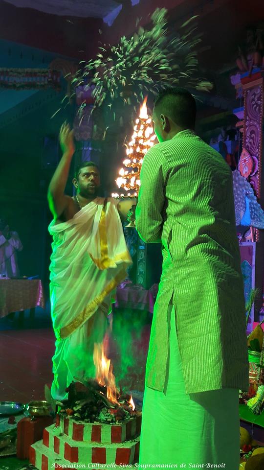 MURUGA TIRUKÂLYANAM AU TEMPLE SIVA SOUPRAMANIEN DE ST-BENOÎT 