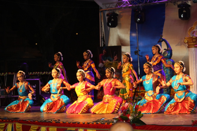 DIPAVALI 2017 À SAINT-DENIS  DIPAVALI 2017 À SAINT-DENIS