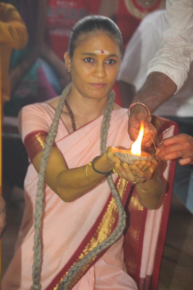 1ER FÊTE MARCHE SUR LE FEU AU TEMPLE PANDIALE PRIMAT 