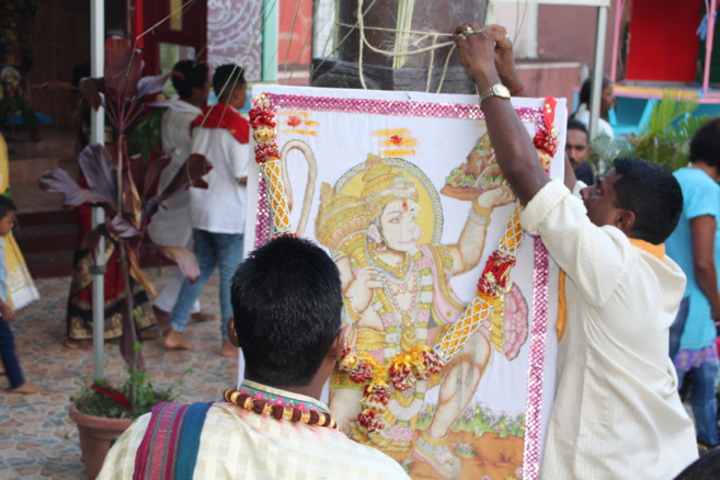 1ER FÊTE MARCHE SUR LE FEU AU TEMPLE PANDIALE PRIMAT 