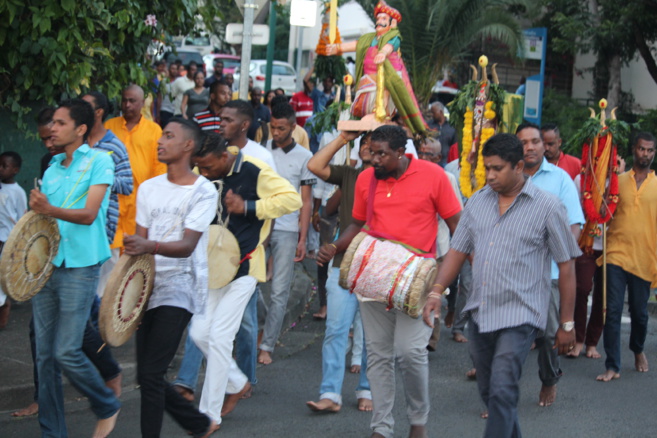 1ER FÊTE MARCHE SUR LE FEU AU TEMPLE PANDIALE PRIMAT  1ER FÊTE MARCHE SUR LE FEU AU TEMPLE PANDIALE PRIMAT