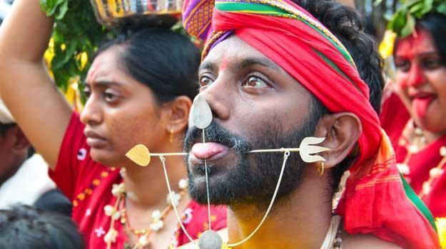 5 TYPES DE KAVADI POUR LE THAIPUSAM