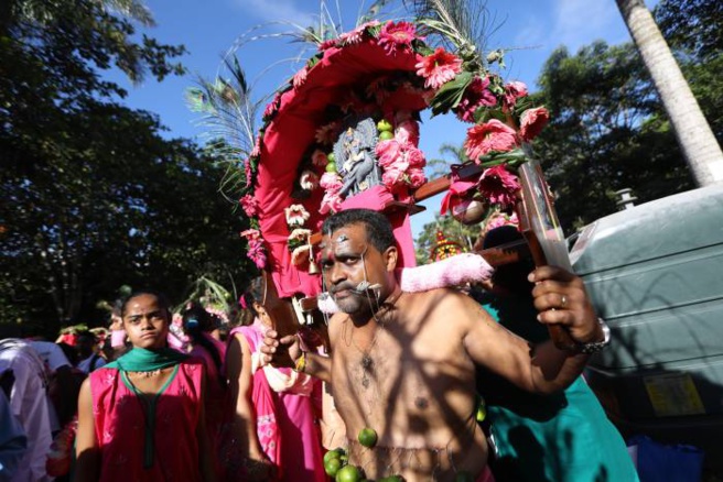 TAÏ POOSAM KÂVADI 2018 AU TEMPLE SIVA SOUPRAMANIEN DE ST-ANDRÉ