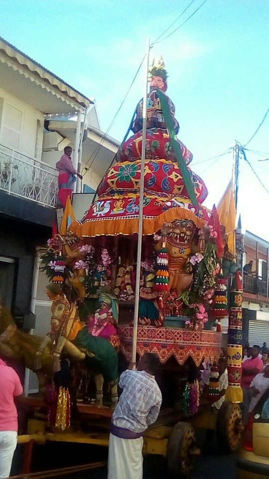 TAÏ POOSAM KÂVADI 2018 AU TEMPLE SIVA CHANMOUGA NAADA DE ST-LOUIS