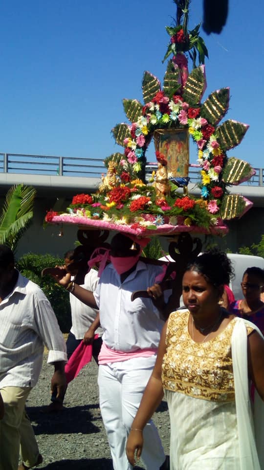 TAÏ POOSAM KÂVADI 2018 AU TEMPLE SIVA CHANMOUGA NAADA DE ST-LOUIS