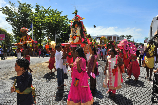 TAÏ POOSAM KÂVADI 2018 AU TEMPLE SIVA CHANMOUGA NAADA DE ST-LOUIS
