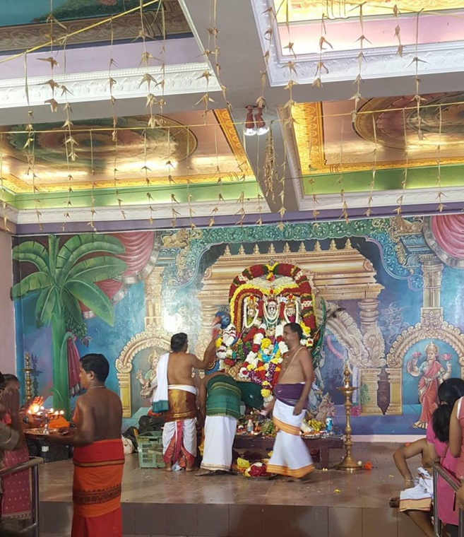 TAÏ POOSAM KÂVADI 2018 AU TEMPLE SRI SUBRAMANIAR BATU CAVES EN MALAISIE 