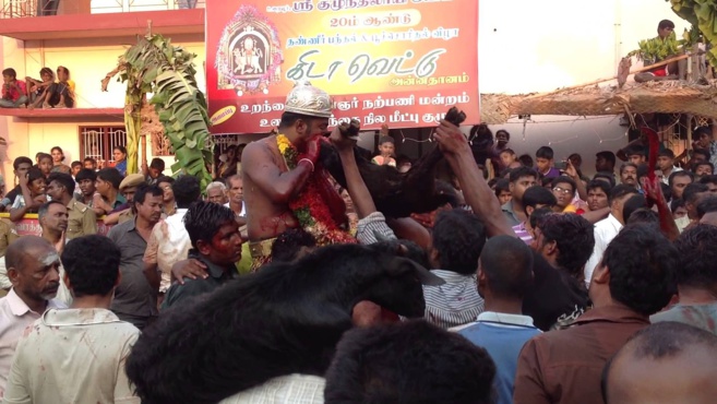FESTIVAL KUTTI KUDITHAL : EN L'HONNEUR DE LA DÉESSE KUZHUMAYEE À TRICHY