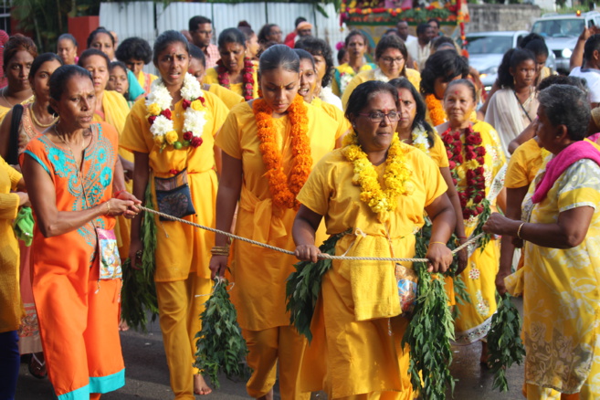 MARCHE SUR LE FEU AU TEMPLE GILLOT 2018