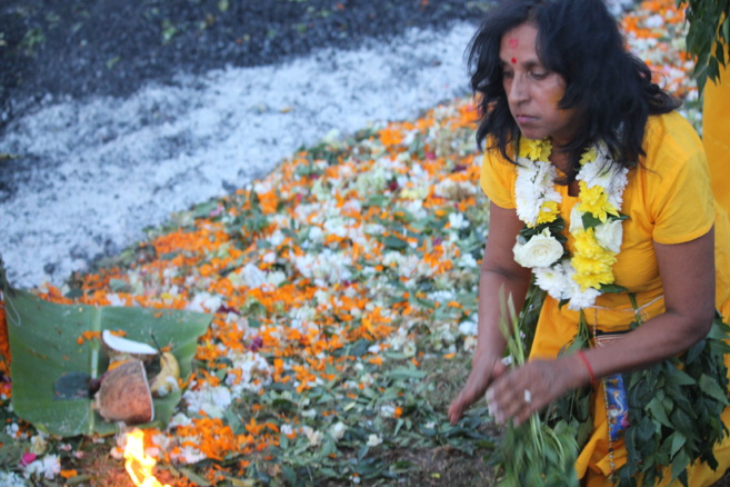 MARCHE SUR LE FEU AU TEMPLE GILLOT 2018