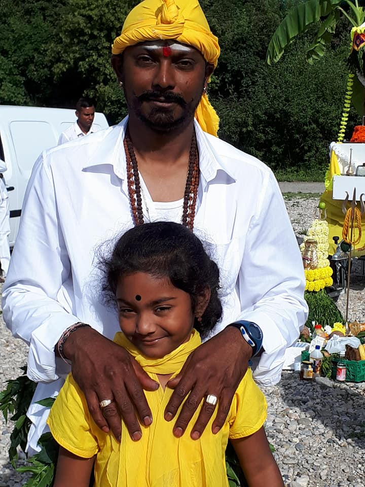 LE TEMPLE DE LYON FÊTE LA DÉESSE MARIAMMAN