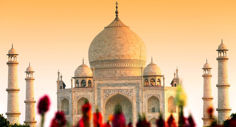 ATTAQUÉ PAR LA POLLUTION, LE TAJ MAHAL EST MENACÉ DE FERMETURE PAR LA JUSTICE INDIENNE    
