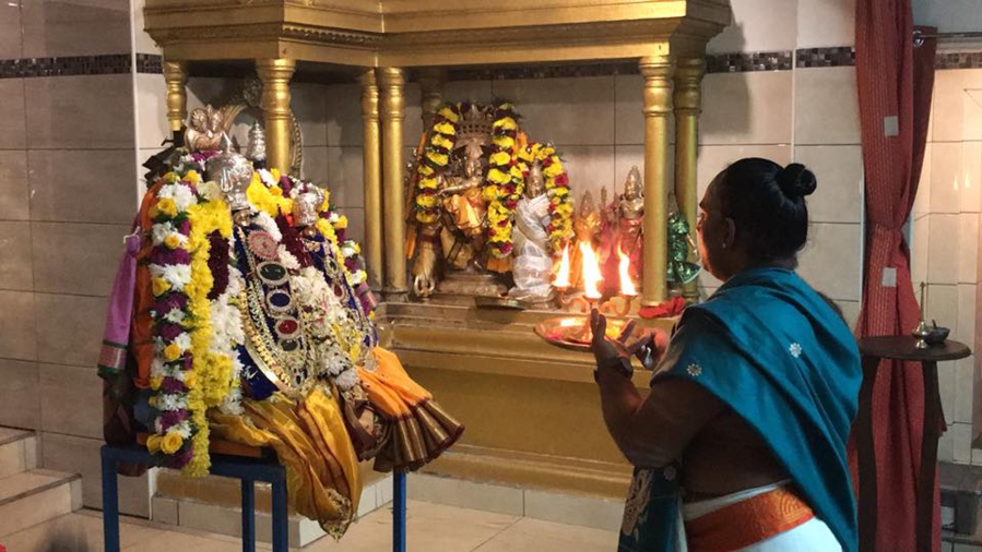 DÉBUT DE SHIVA TIROUVARNAM BRAHMOTSAVAM AU TEMPLE CHOCALINGOM MINATCHY DE TAMATAVE 